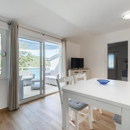 House Rosa - Home70 Metres Away From Picena Vela Luka