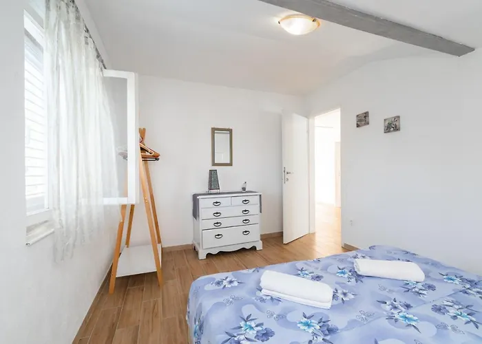 House Rosa - Home70 Metres Away From Picena * Vela Luka